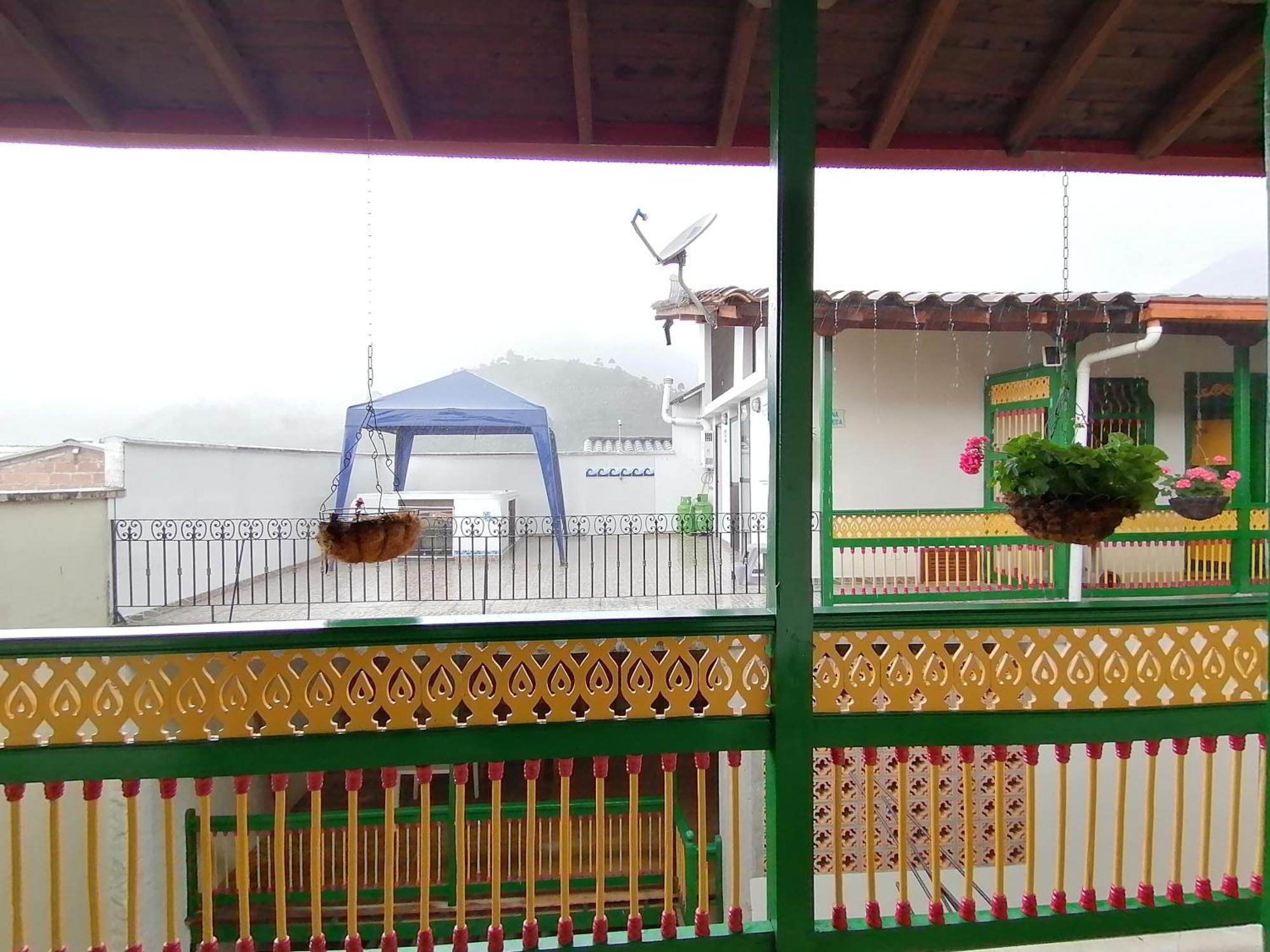 Balcones Del Parque Jardin Hotel Exterior photo