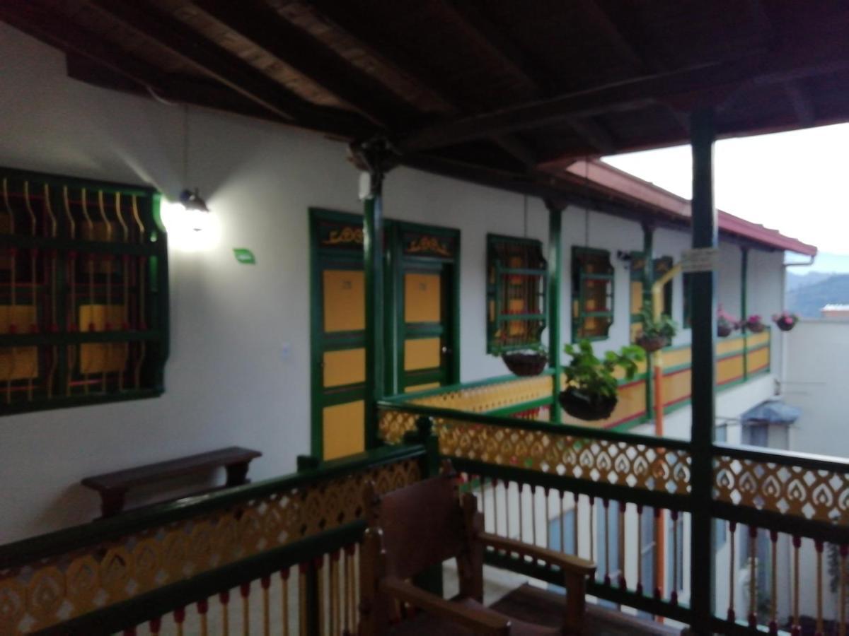 Balcones Del Parque Jardin Hotel Exterior photo